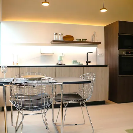Besthomestay-lisbon Apartment
